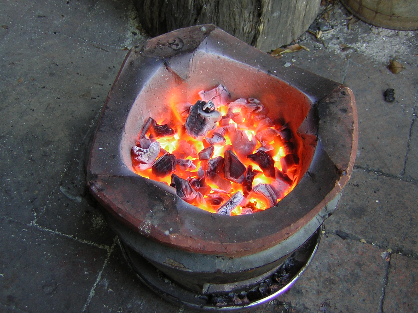 Women Living in the Slums Invest Heavily in Clean Energy Cooking