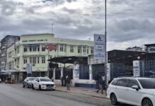 From Swahili Bites to Showroom Lights: The changing Soul of Mombasa’s Moi Avenue