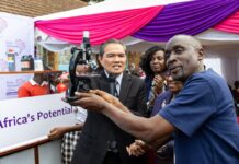 Mobile Science Lab, Dignity Kits Boost Learning for Kibera Students