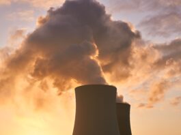 Global Leaders Warn of “Climate Overshoot,” Call for Fossil Fuel Phase-Out